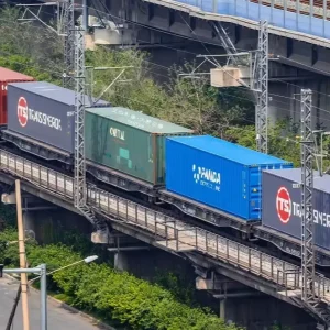 DDP Railway Freight Forwarder from Yiwu, Zhejiang to Poland, LCL and Trucking