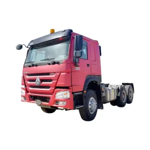 Intercontinental Logistics Heavy Truck with Sleeper Cab and Extended Range